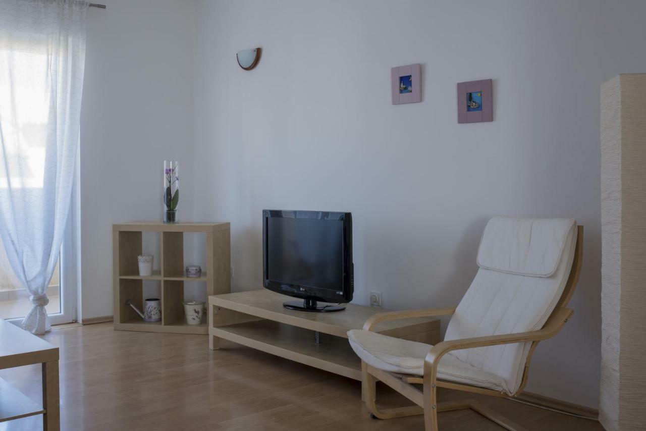 Apartment Karin Медулин Екстериор снимка